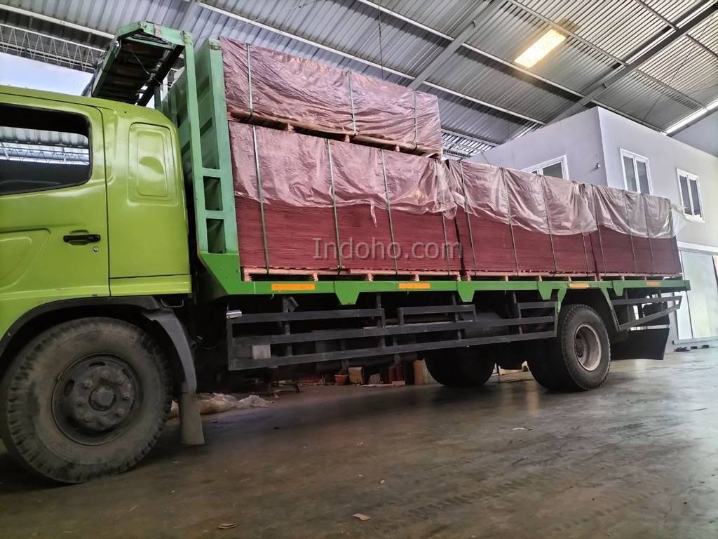 Distributor Triplek Phenolic Banten